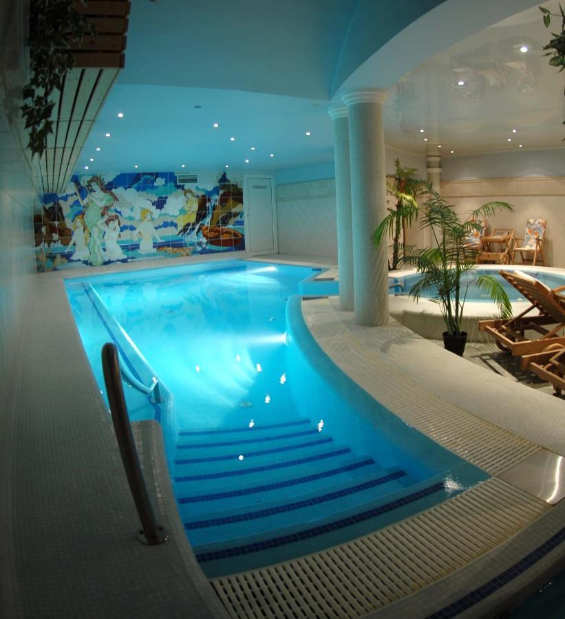 Hozam Wellness Es Apartman Szolnok Exterior foto